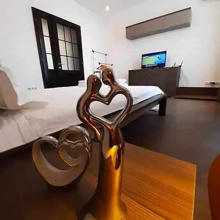 Bright&cozy- In Regim Ultracentral Апартаменти *